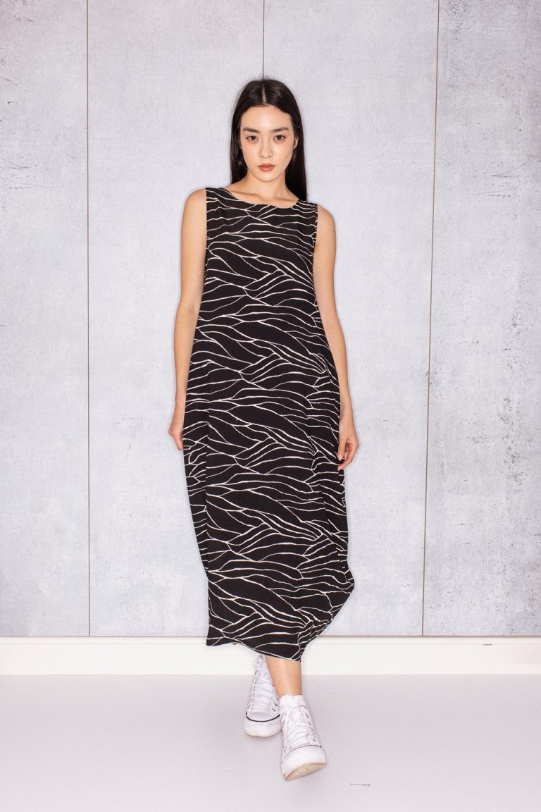 Semiballoon Dress in Black with Small White Print