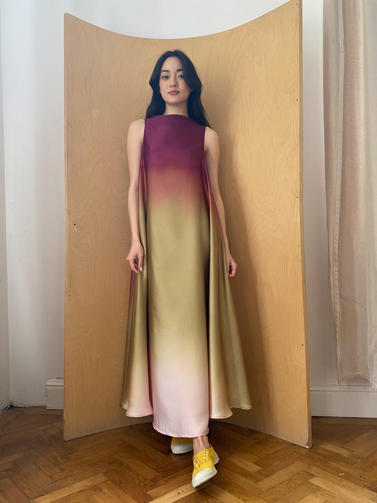 Bell Dress Long In Wine Gradient