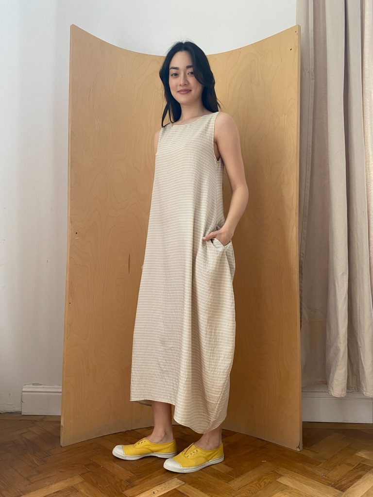 Semiballoon Dress in Beige Viscose with white stripes