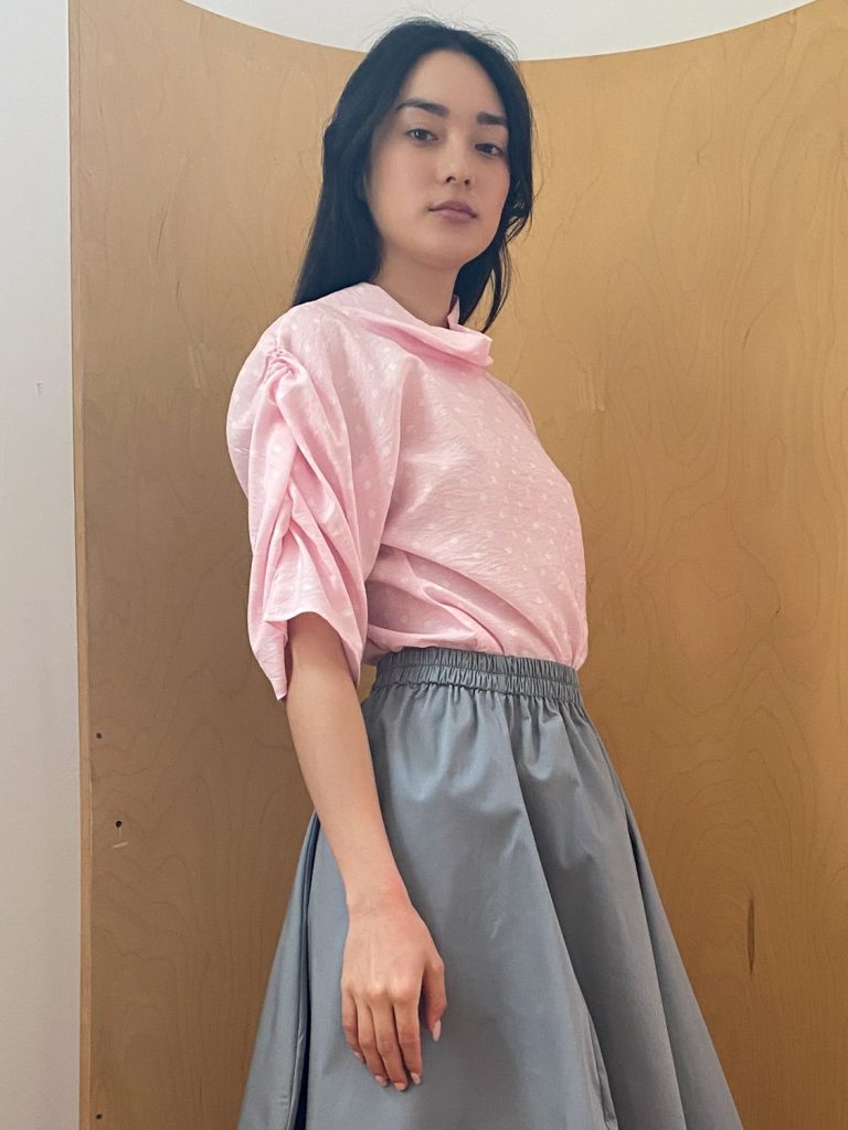 Puff Blouse with Collar in Pink Dotted Viscose