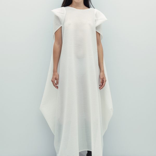 Rochie zburatoare din mesh alb